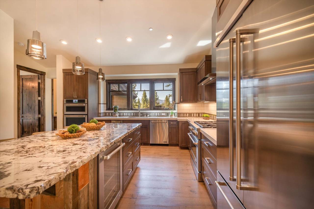 Jacobson House - Image 7