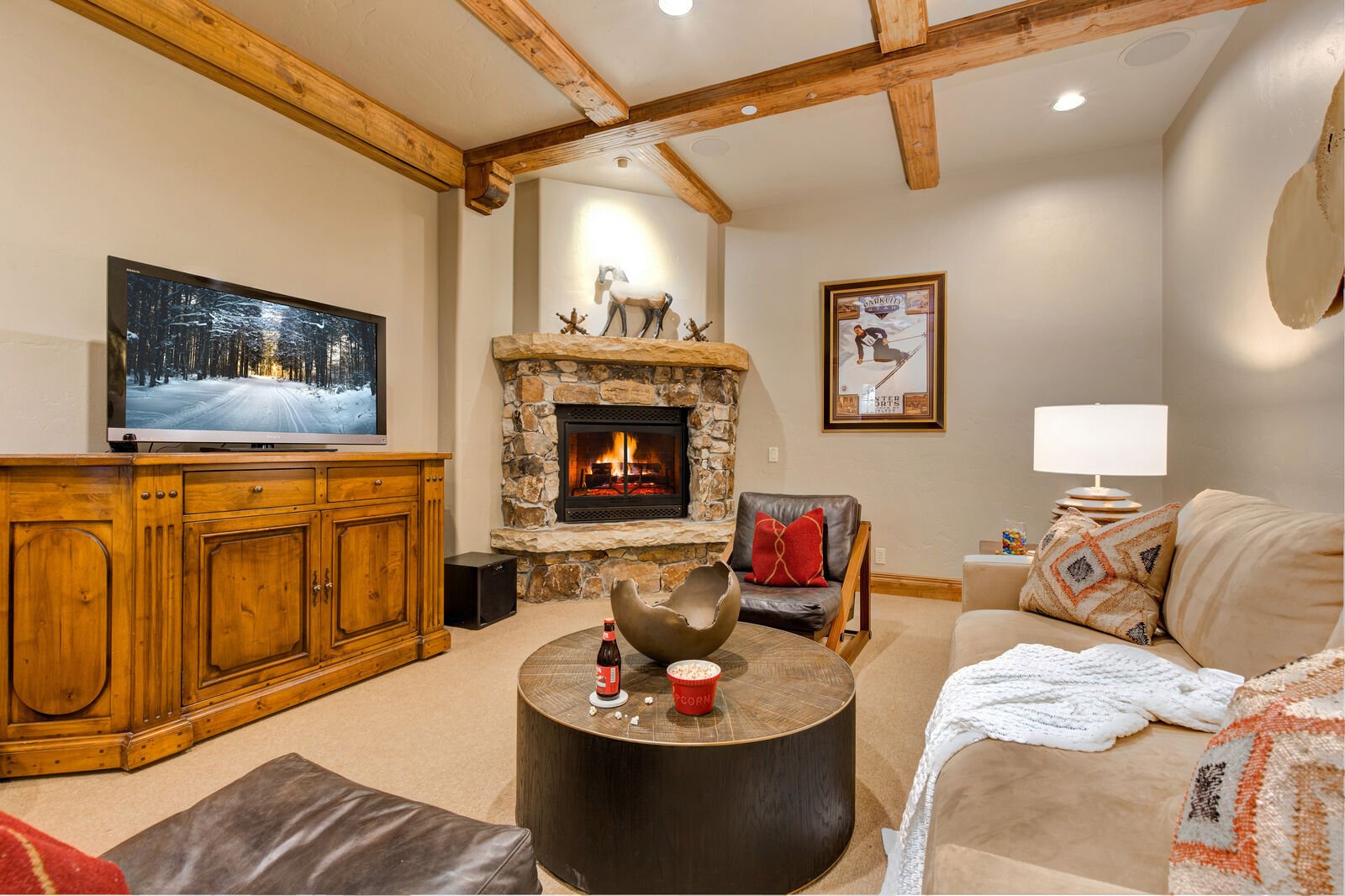 Star House - Image 17