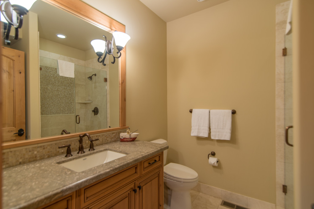 Ponderosa Home - Image 14