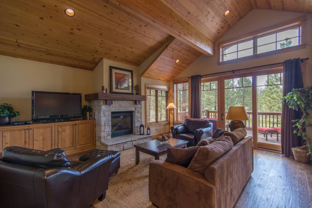 Ponderosa Home - Image 3