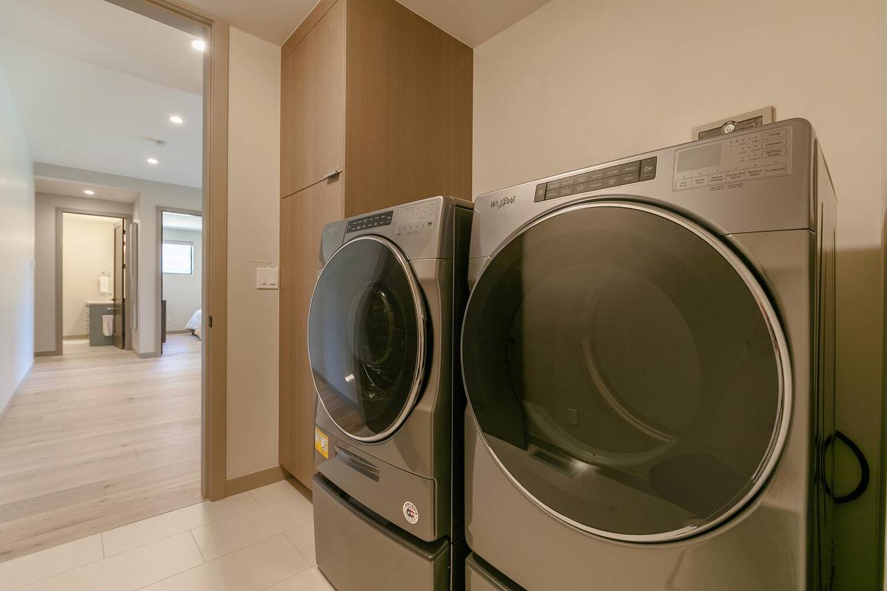 Spring House - Image 31