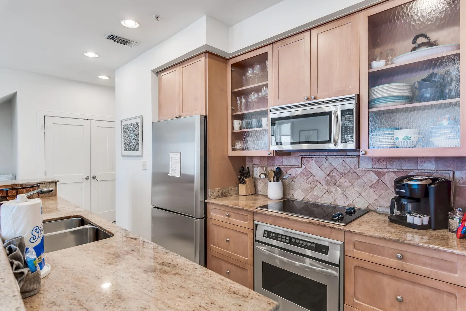 Main Street Penthouse - Image 6