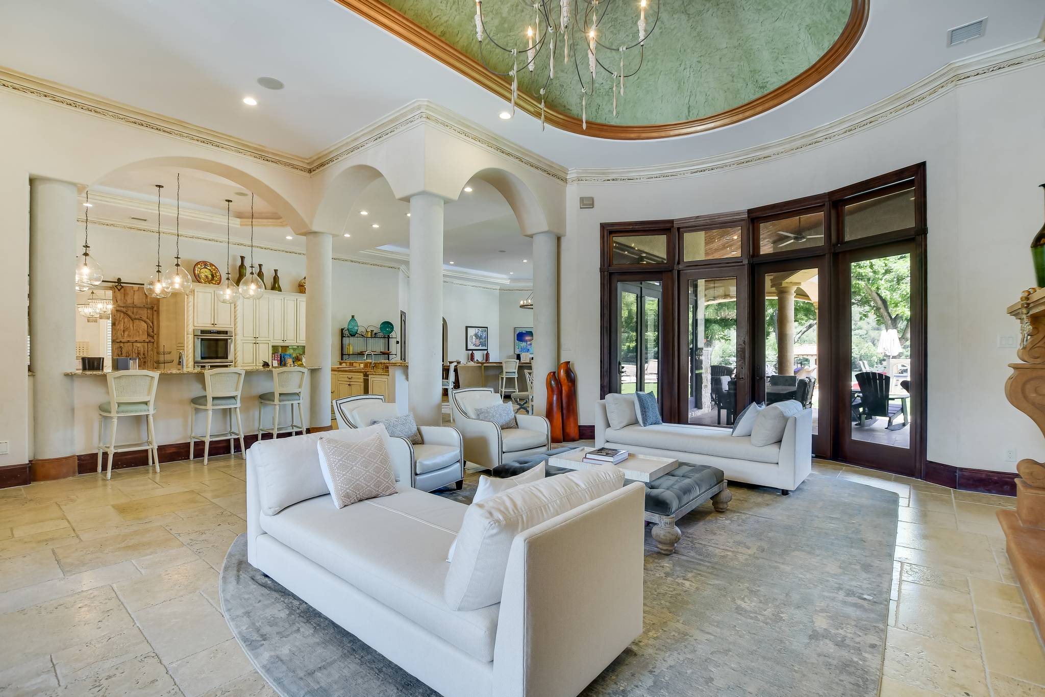 Catalpa Manor - Image 4