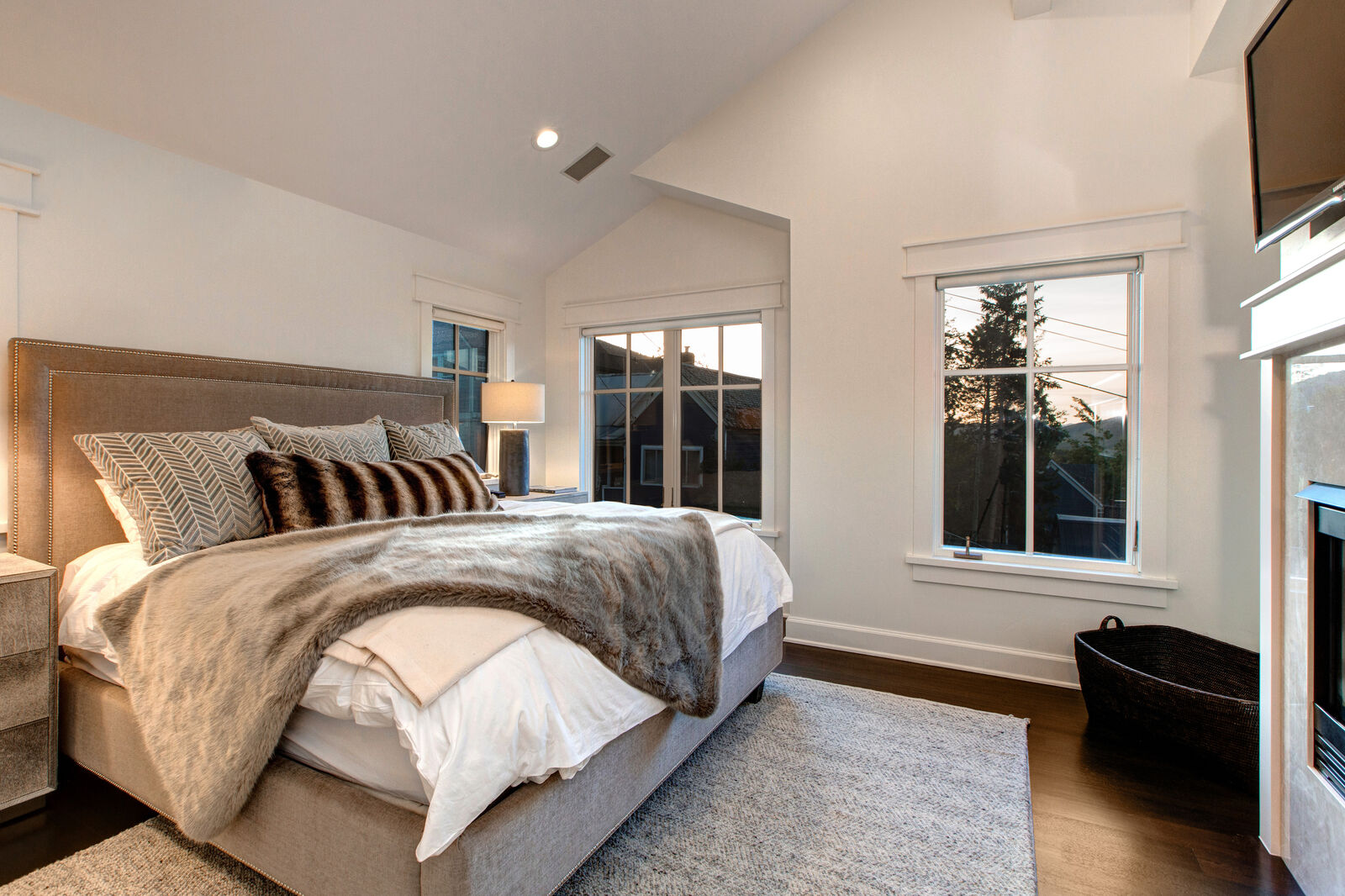 Woodside House - Image 30