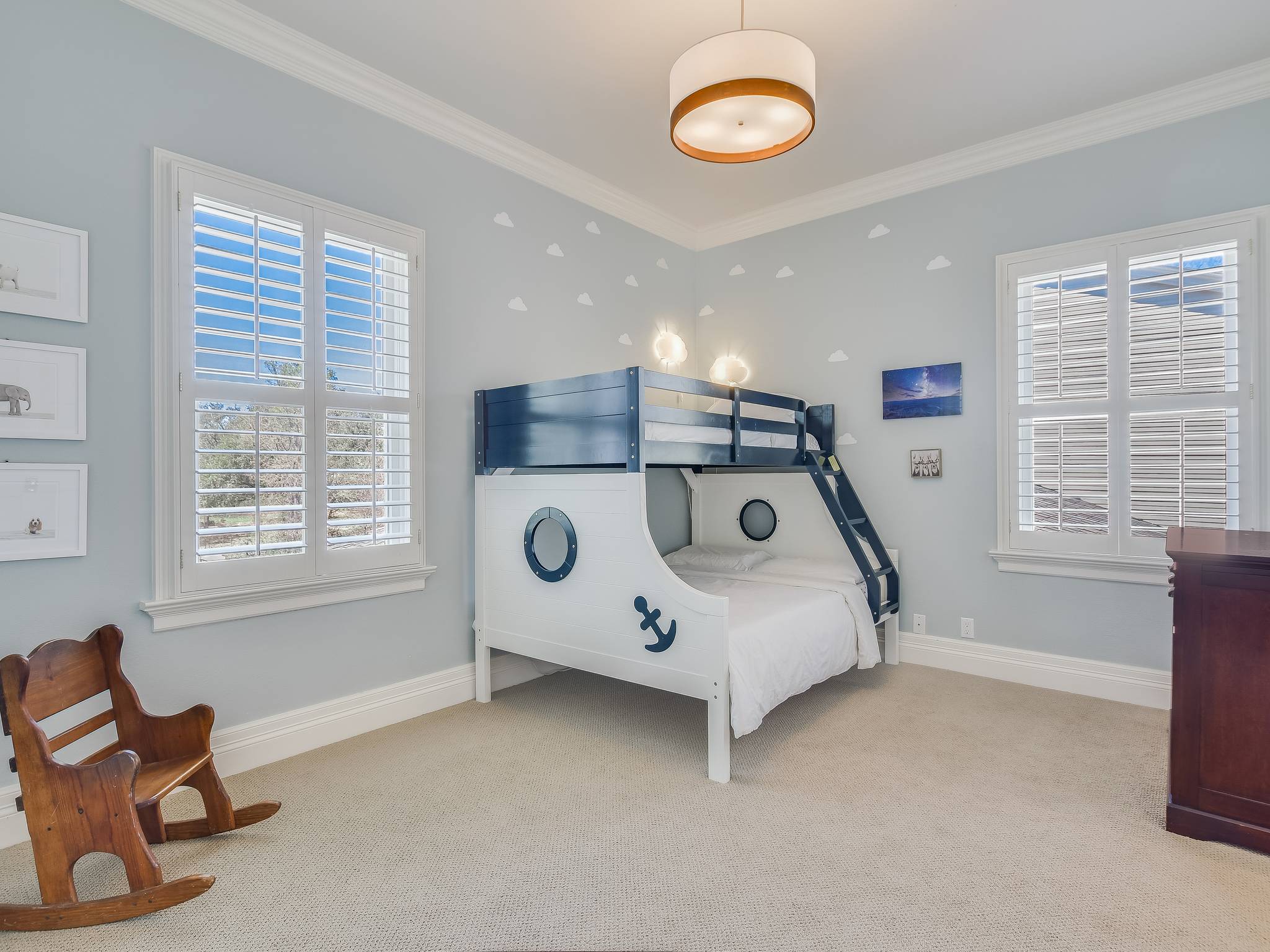 Graham Villa - Image 30