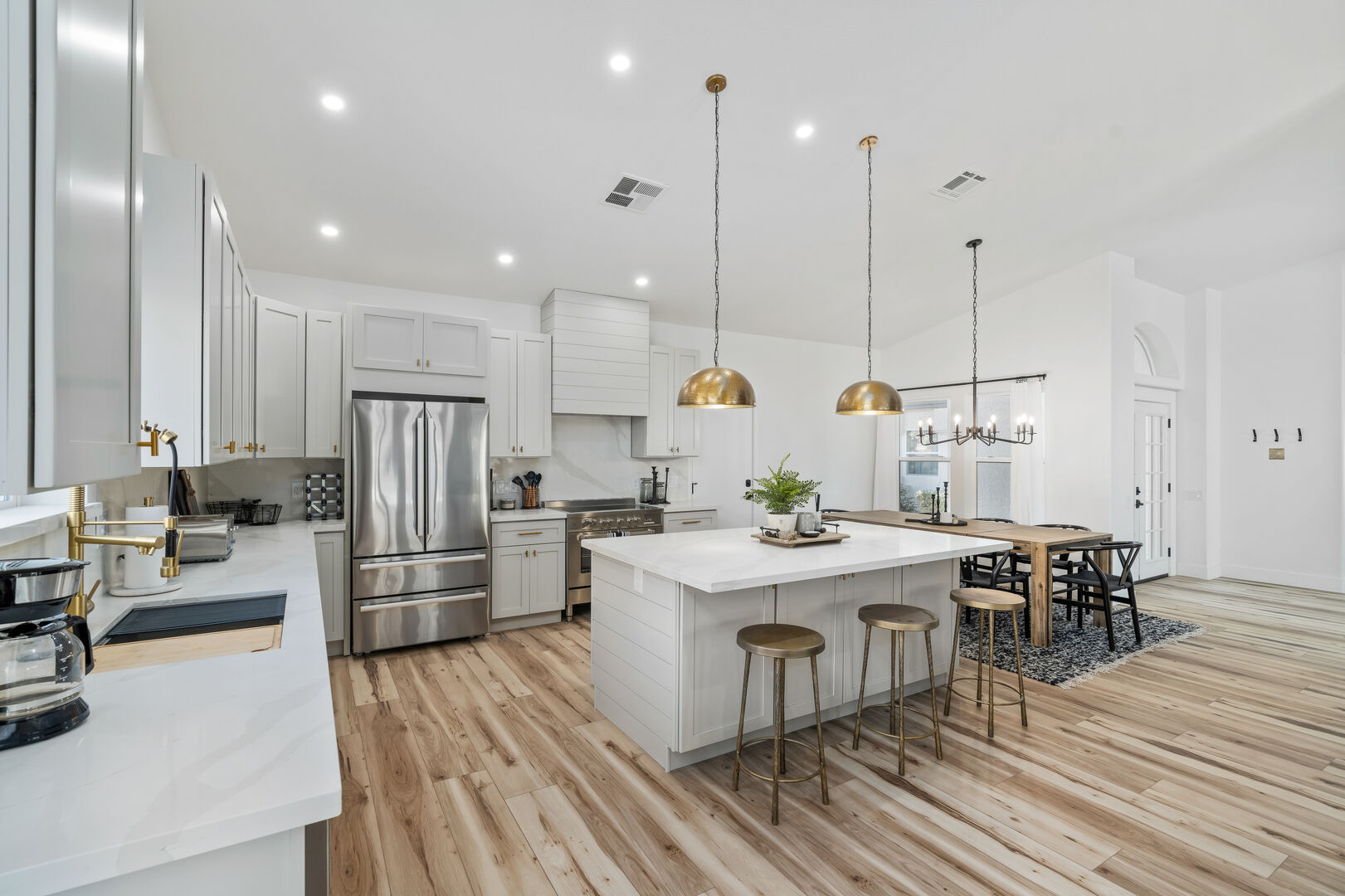 Sandra Place - Image 7