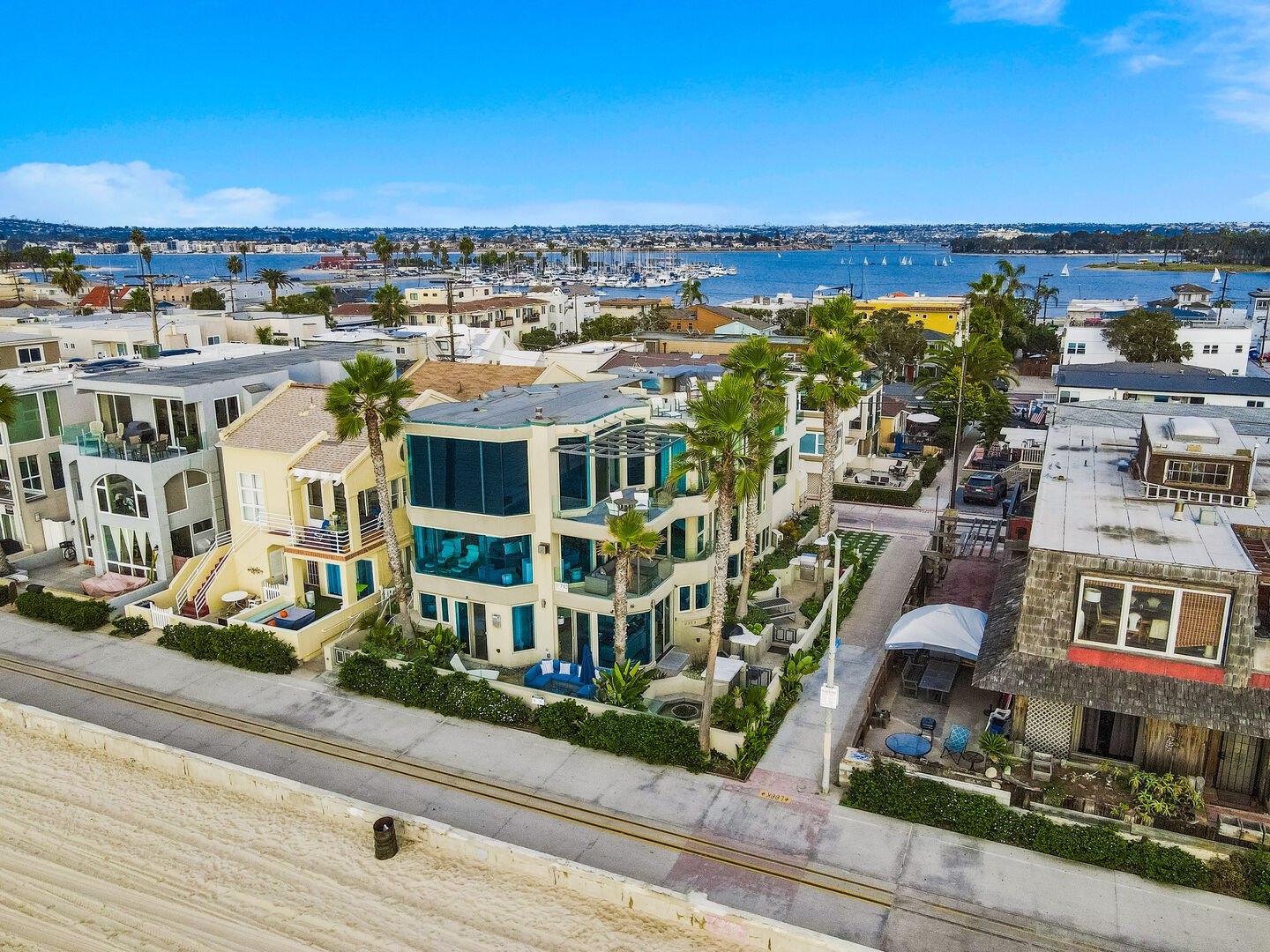 Braun Home - Image 35