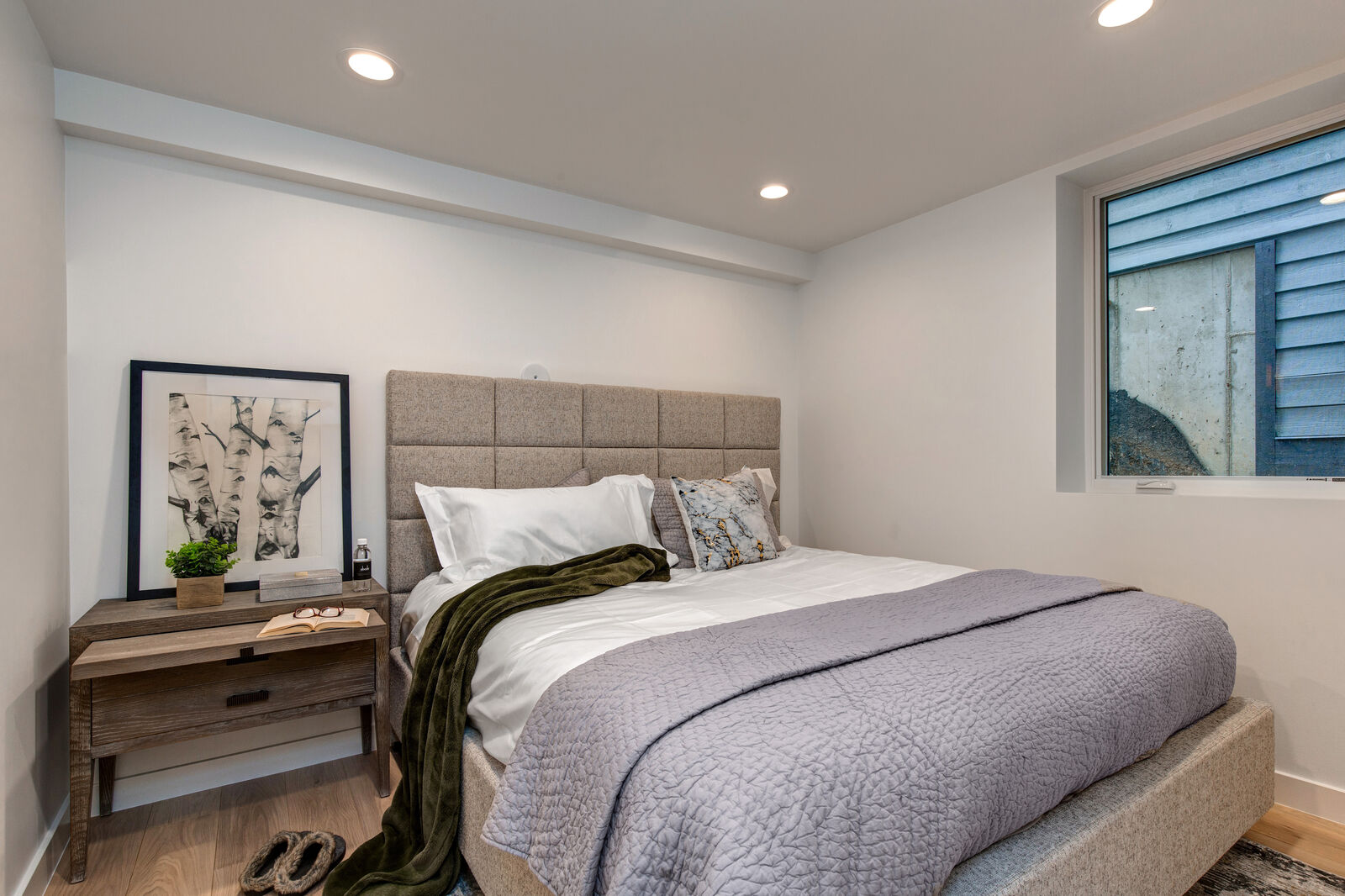 Lowell House - Image 29