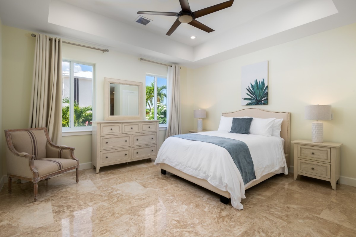 Kira Isle Home - Image 23