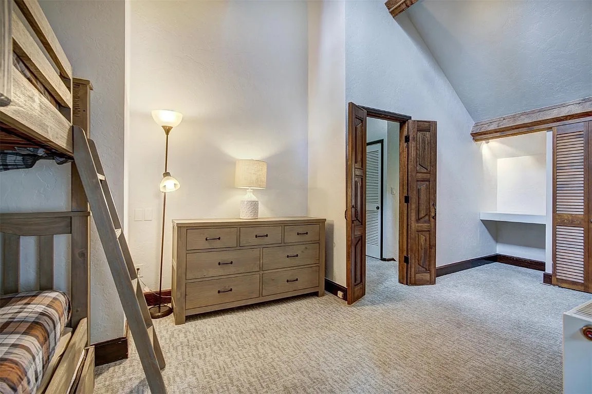 Creekside Chateau - Image 31