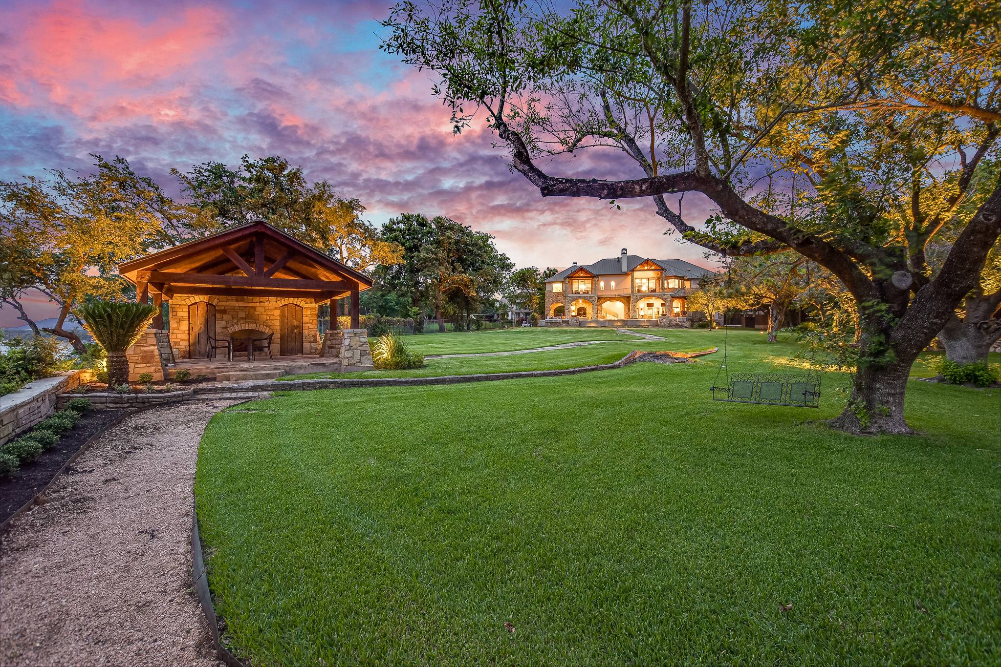 Laurel Manor - Image 60