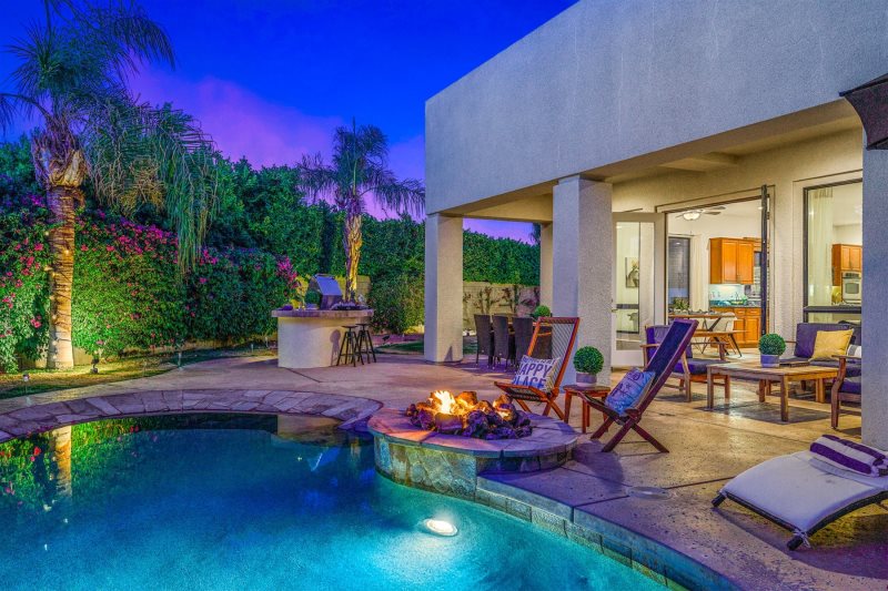 Josefina Villa - Image 35