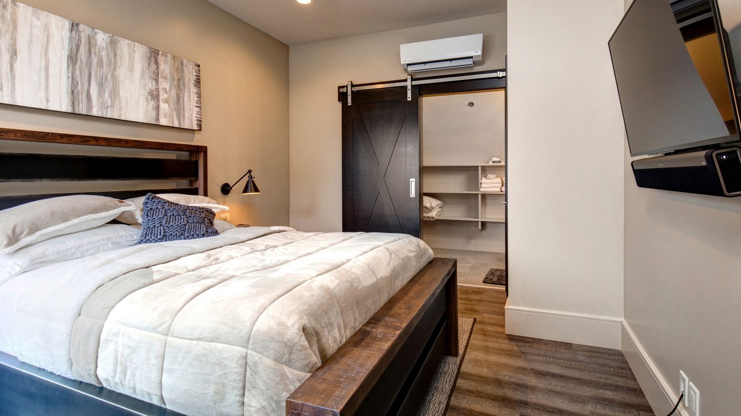 Lowell Home - Image 18