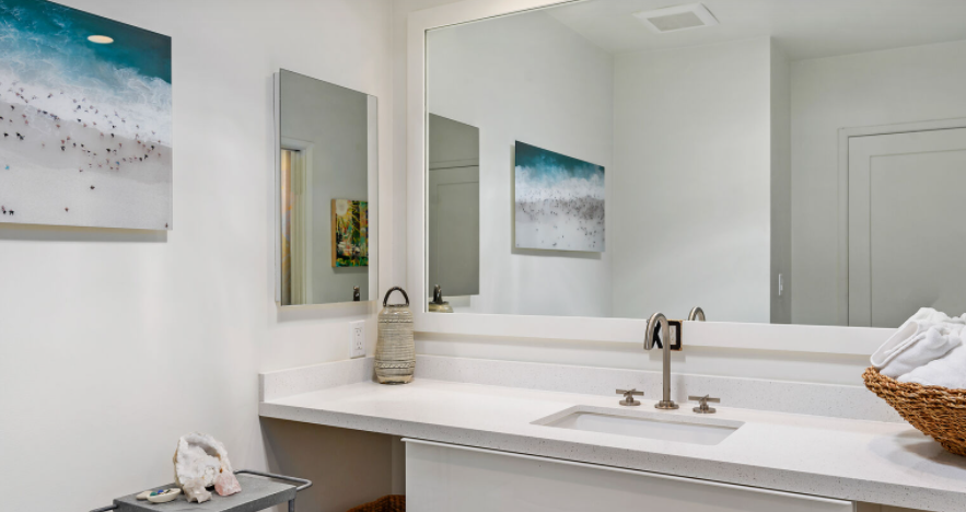 Hendry's Home - Image 14