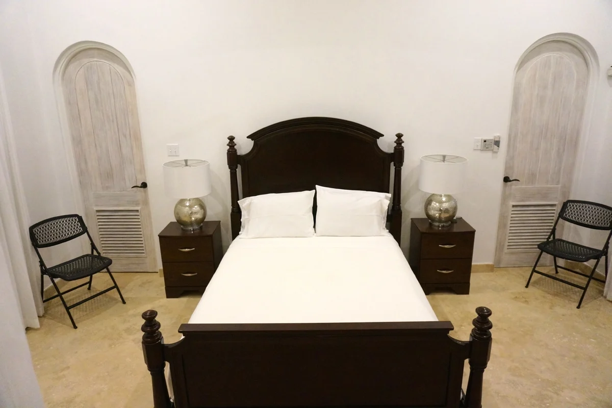 Royal Palm Manor - Image 13