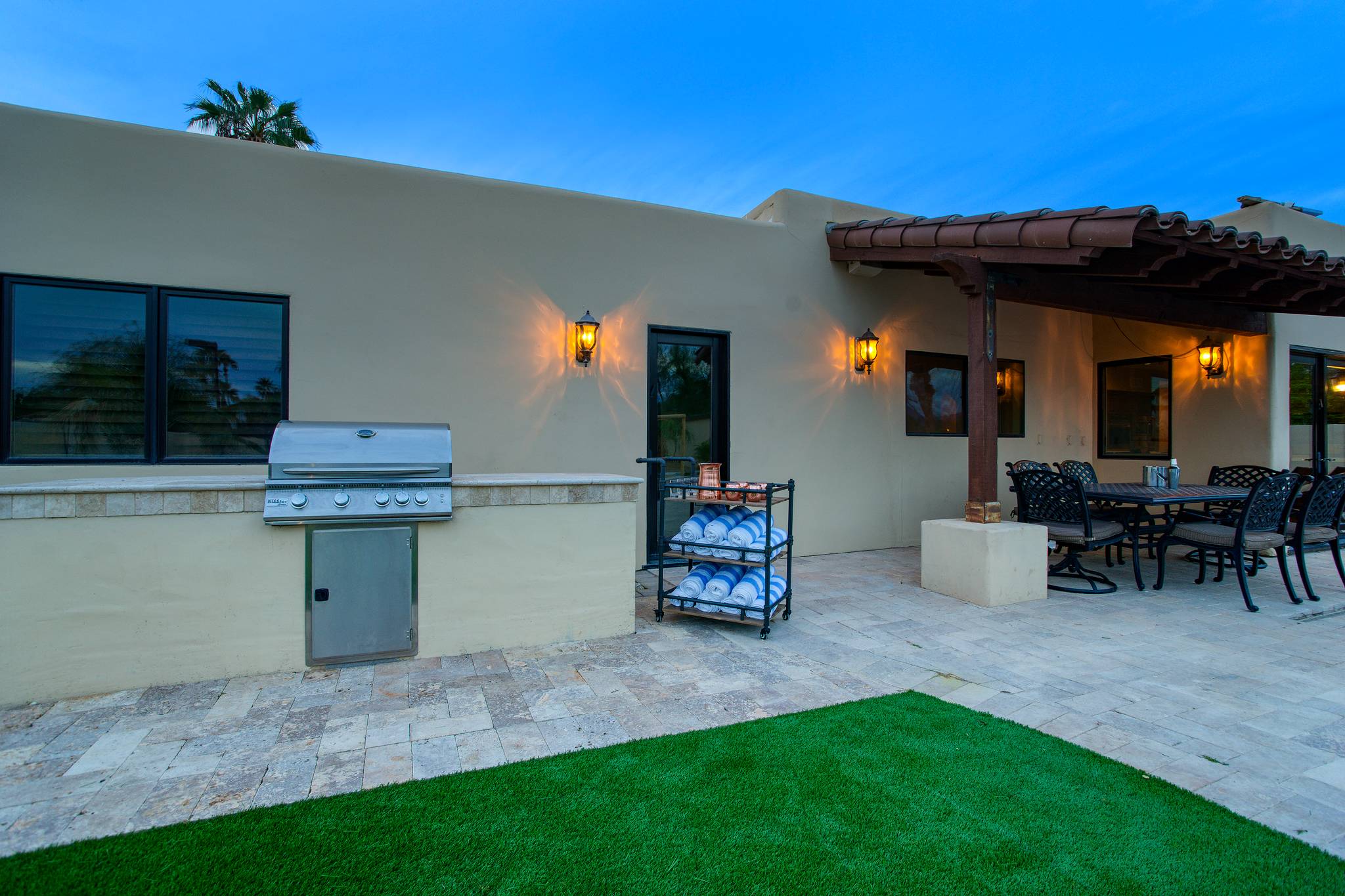 Sunrise Manor - Image 34