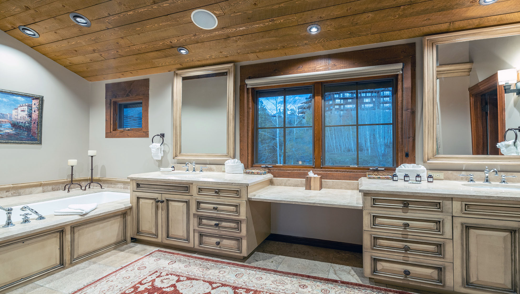 Peaks Manor - Image 28