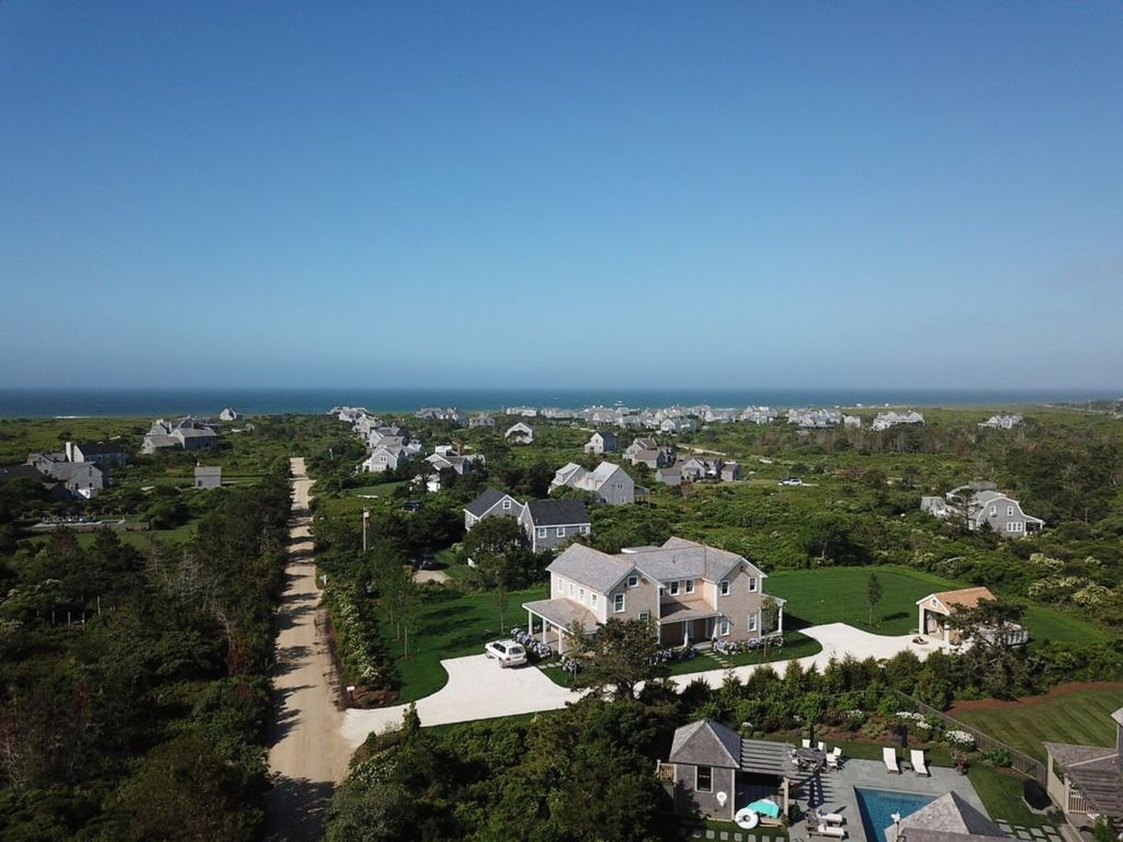 Davis Place - Image 3