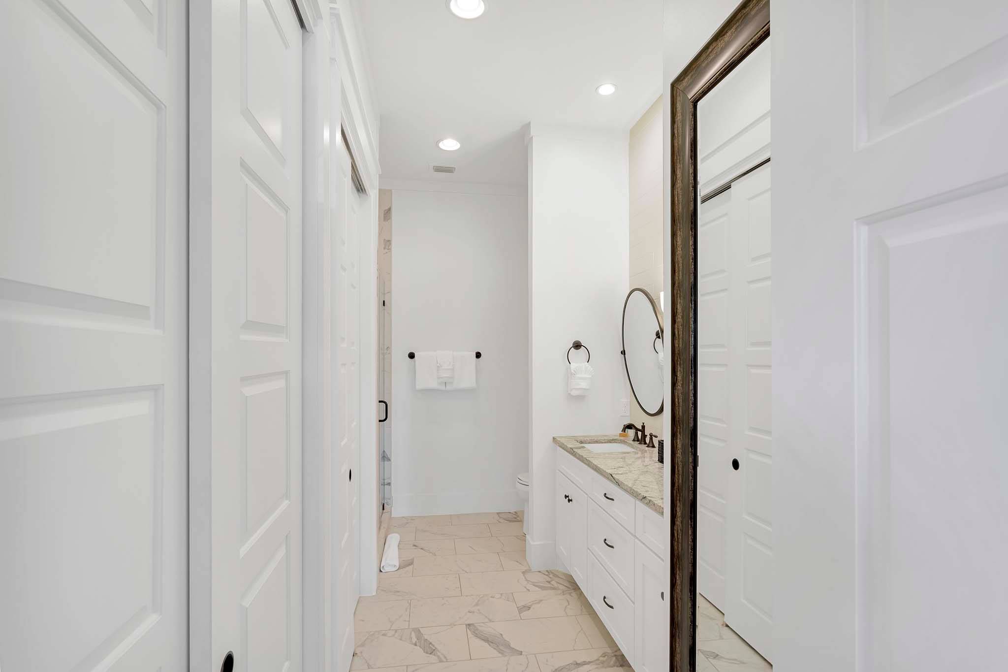 Flip Flop Place - Image 36