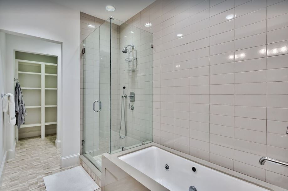 Barrett Home - Image 19