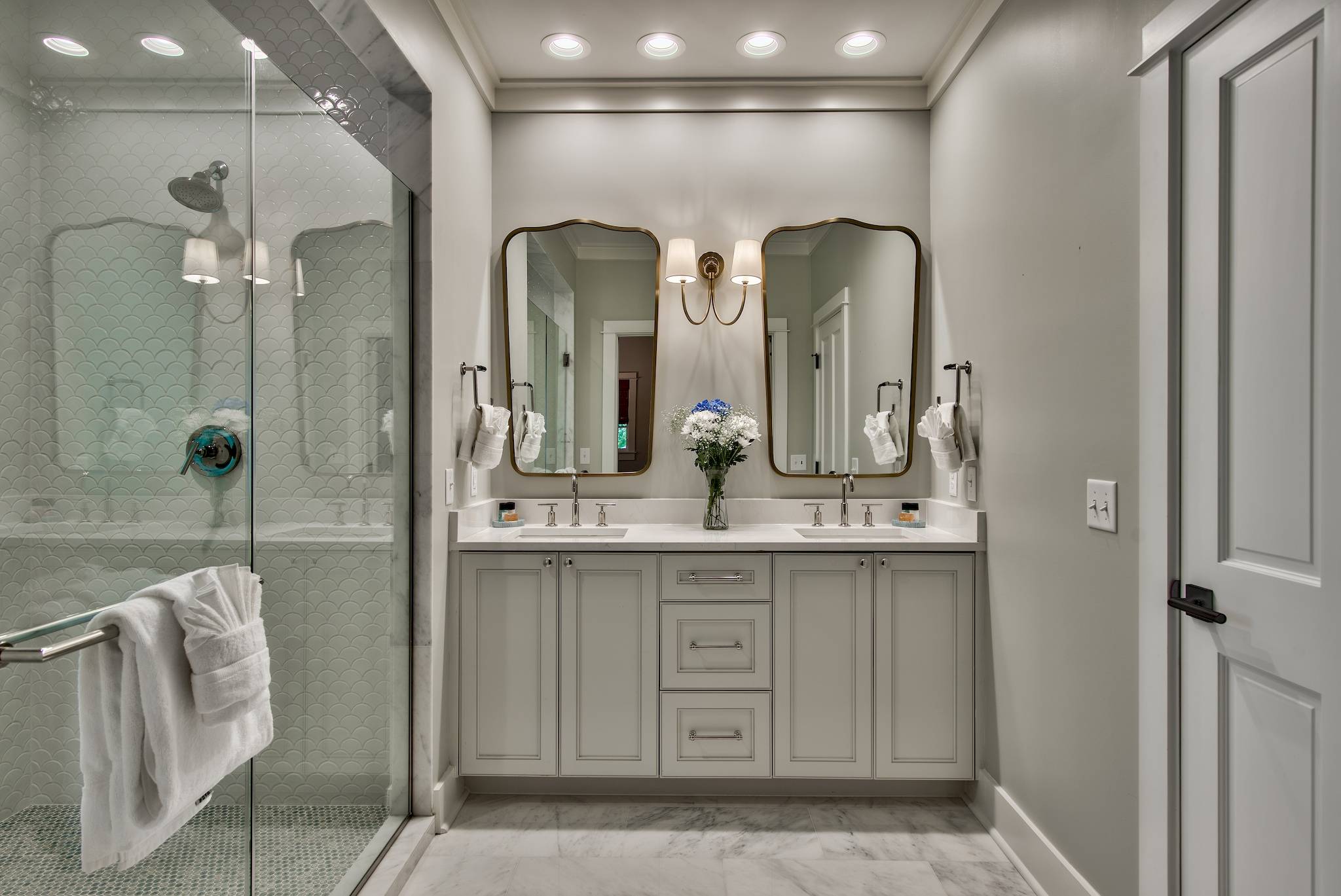 Red Shiner House - Image 24