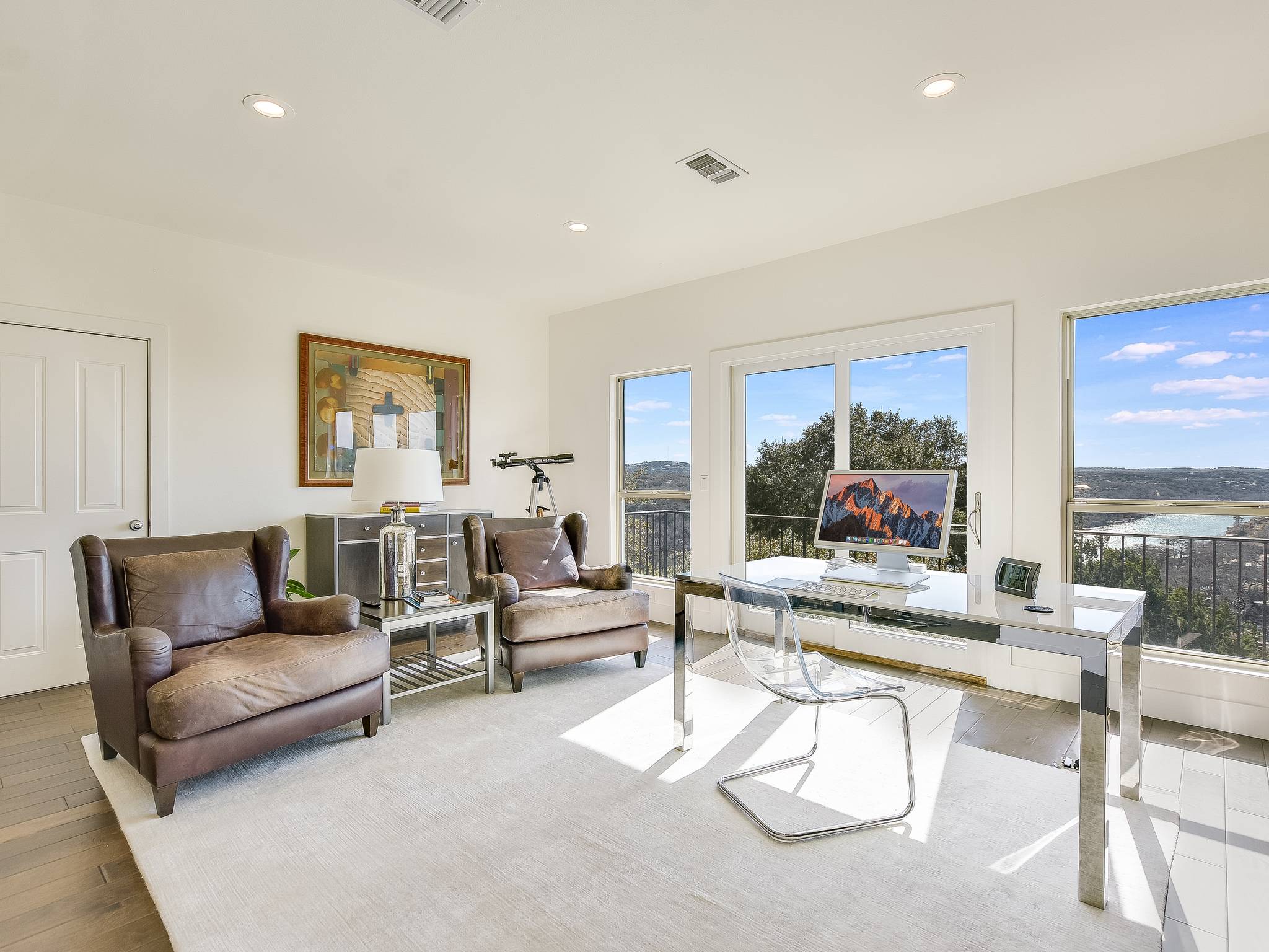 Red Cypress Home - Image 19