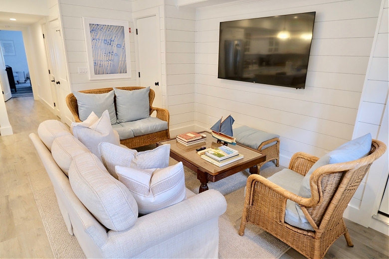 Pine Place - Image 6