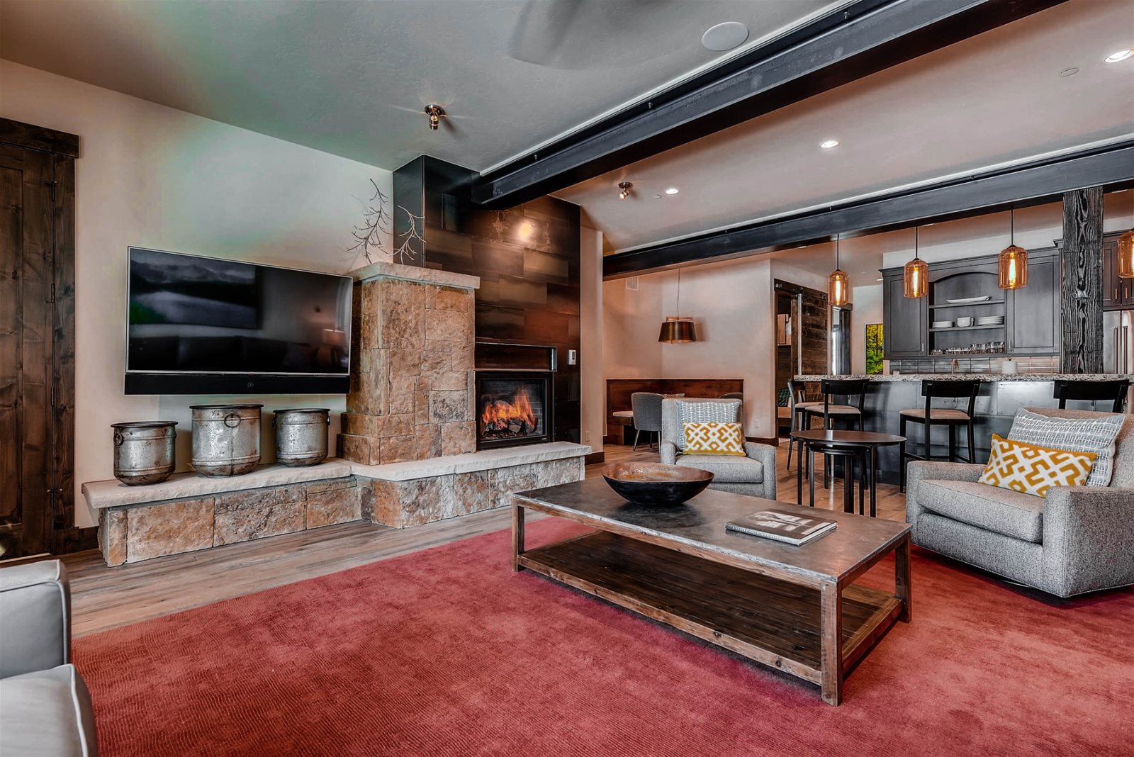 Iron Manor - Image 13