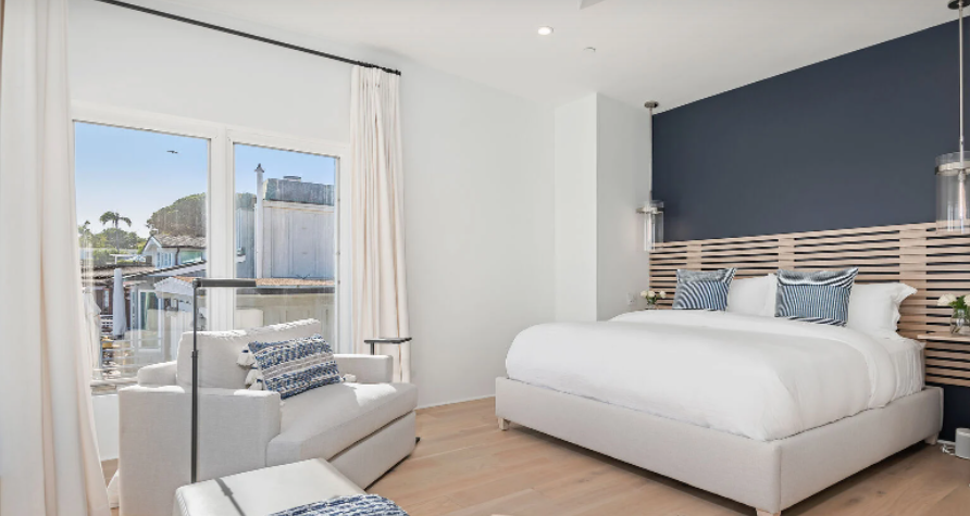 Sandy Shore Home - Image 14