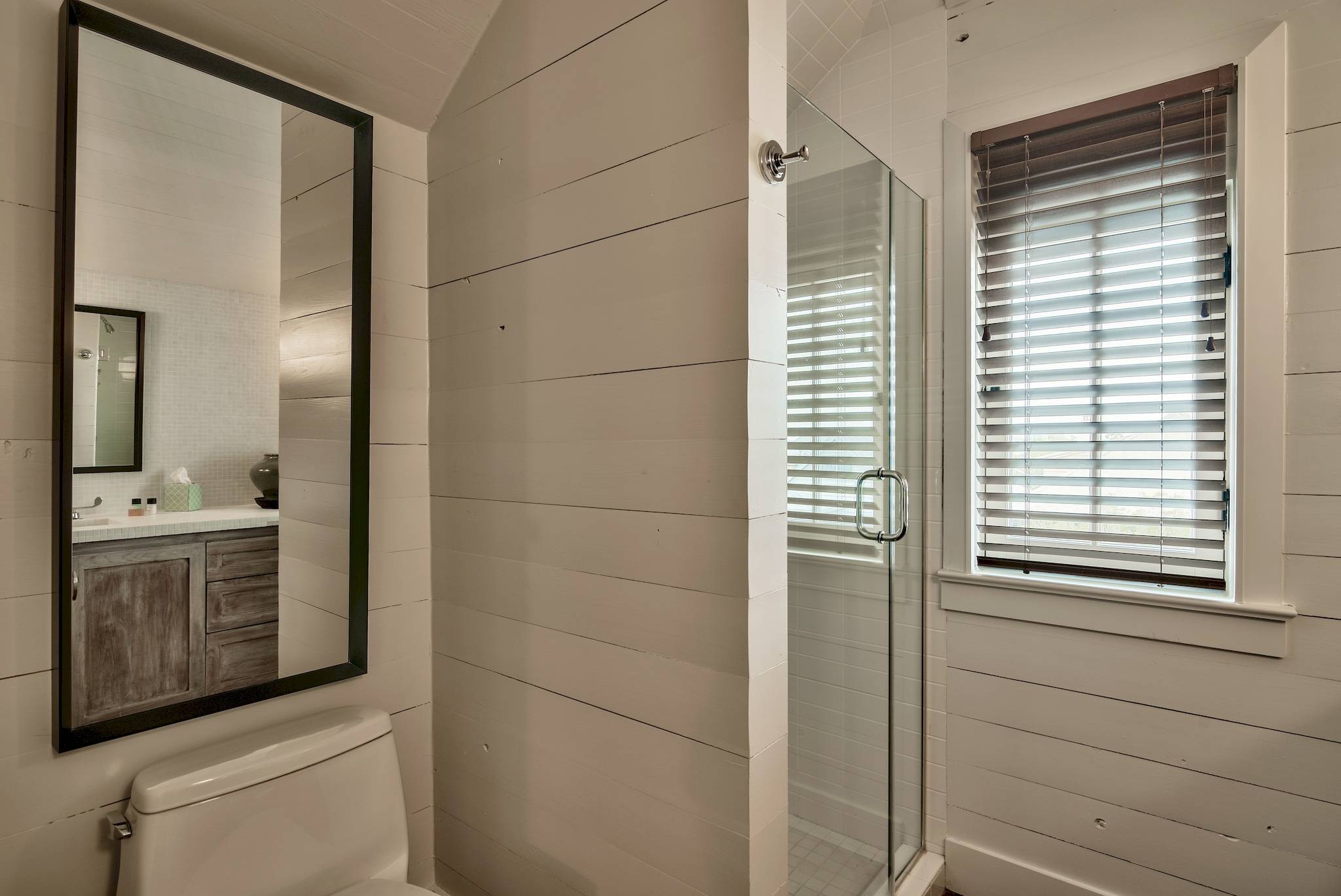 Leatherjack House - Image 37