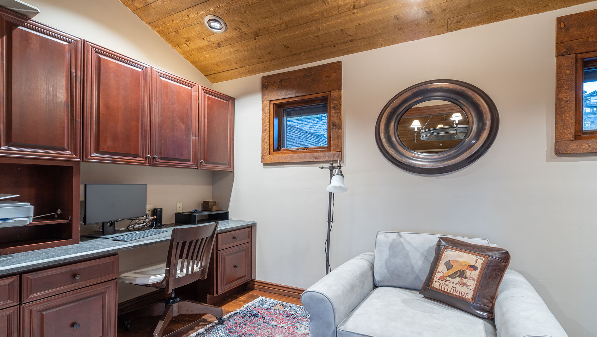 Peaks Manor - Image 33