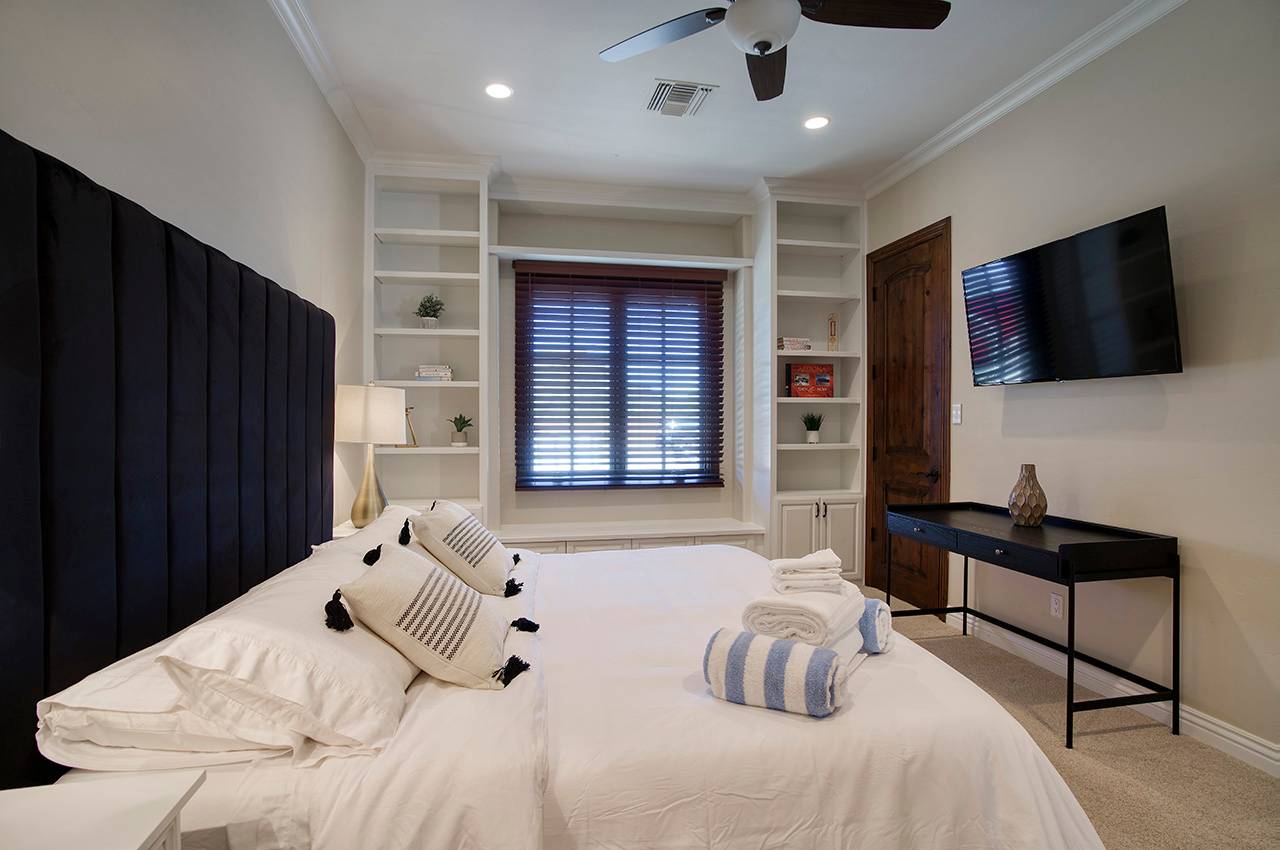 Infinity Manor - Image 33