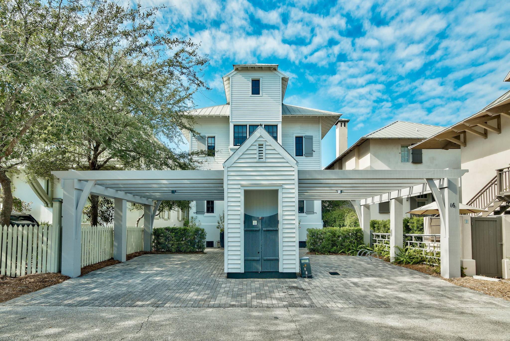 Leatherjack House - Image 39