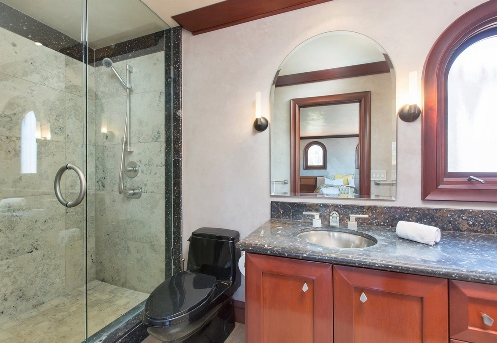 Azure Home - Image 41