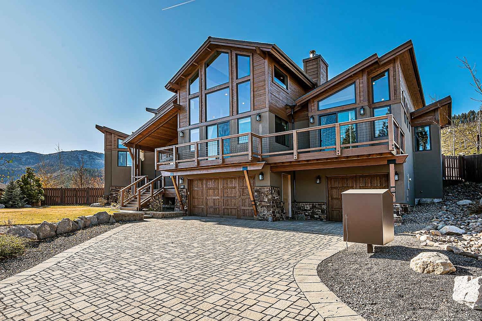 Elk Point Villa - Image 2