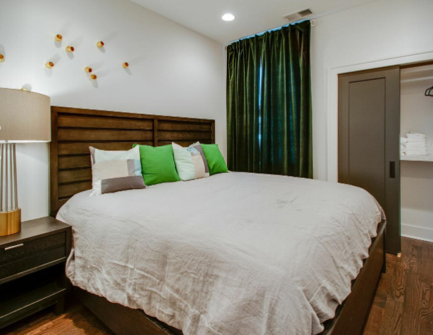 Grant Home - Image 17