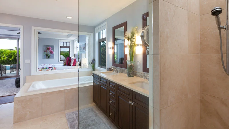 Sea Glass House - Image 15