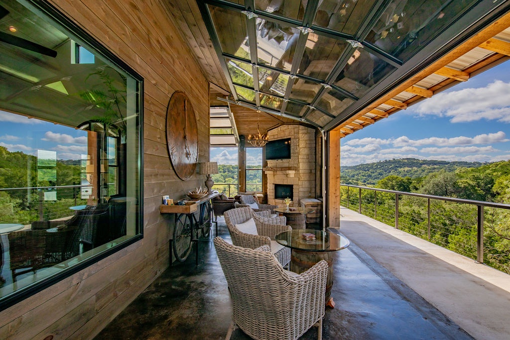 Live Oak Home - Image 2