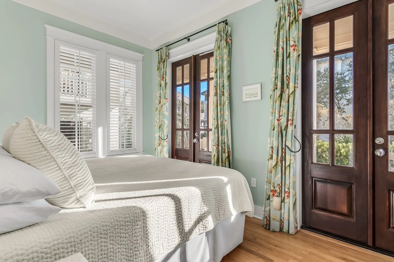 Water Street House - Image 17