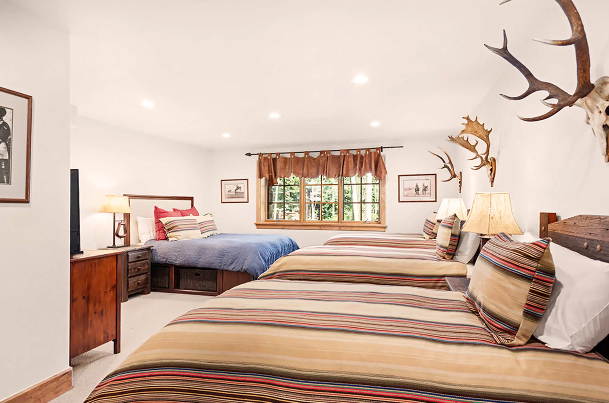 Elk Track Villa - Image 23