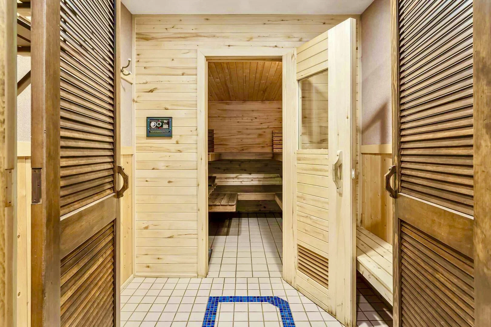 Ute Manor - Image 27