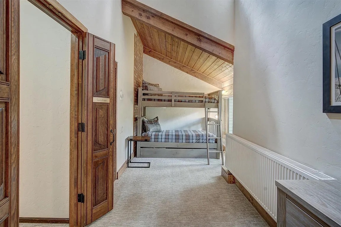 Creekside Chateau - Image 24