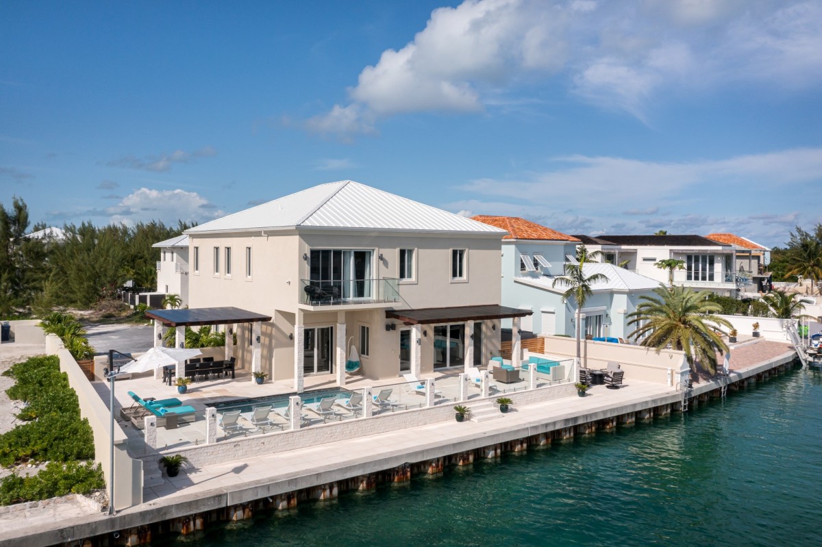 Kira Isle Home - Image 2