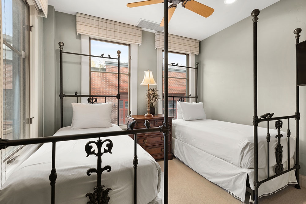 North Spring Home - Image 14