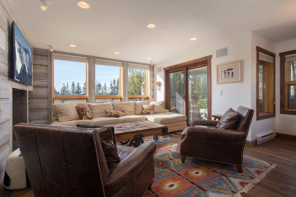 Michael Home - Image 2