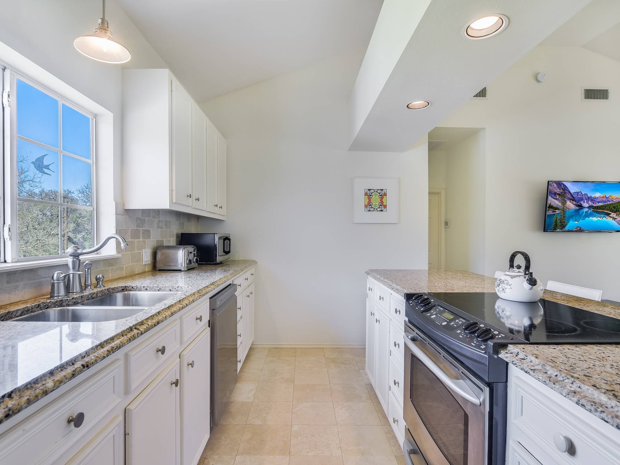 Graham Villa - Image 37