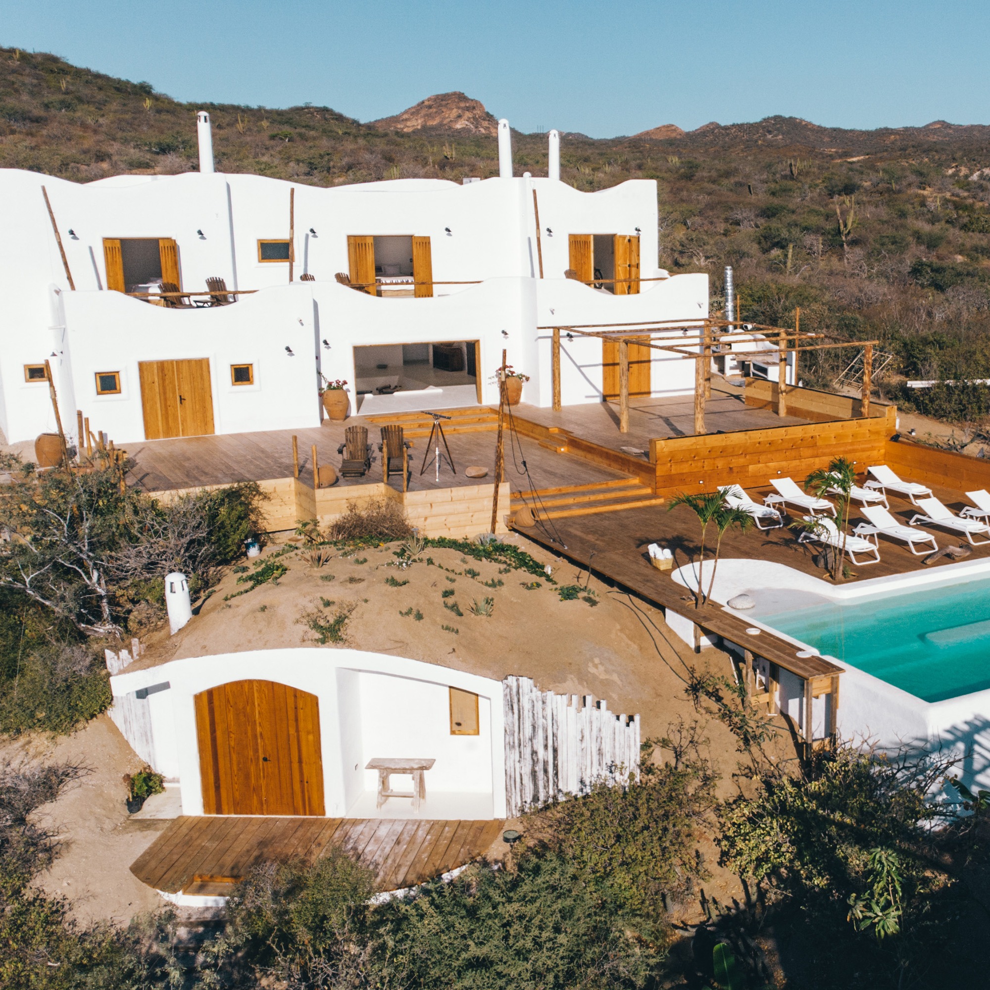 Camino Cabo Este Manor