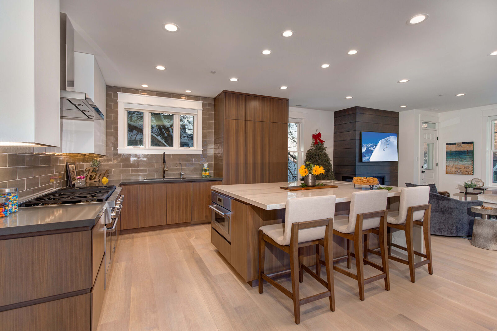 Avenue House - Image 11