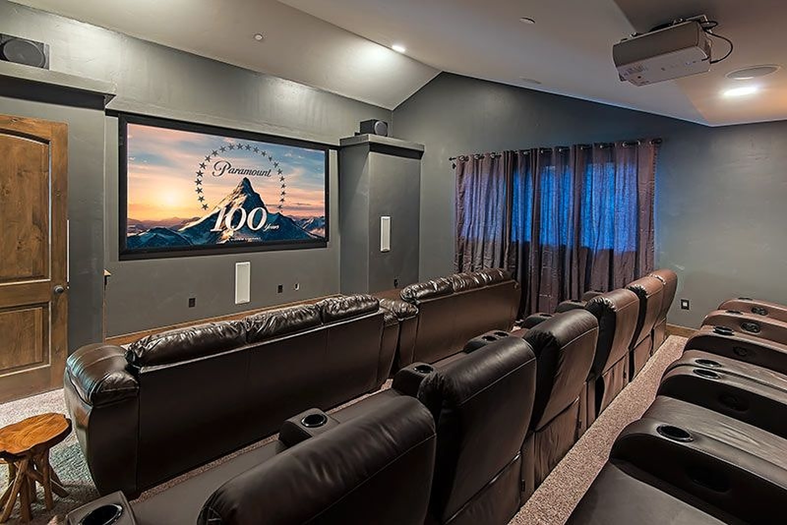 Saddle Manor - Image 54