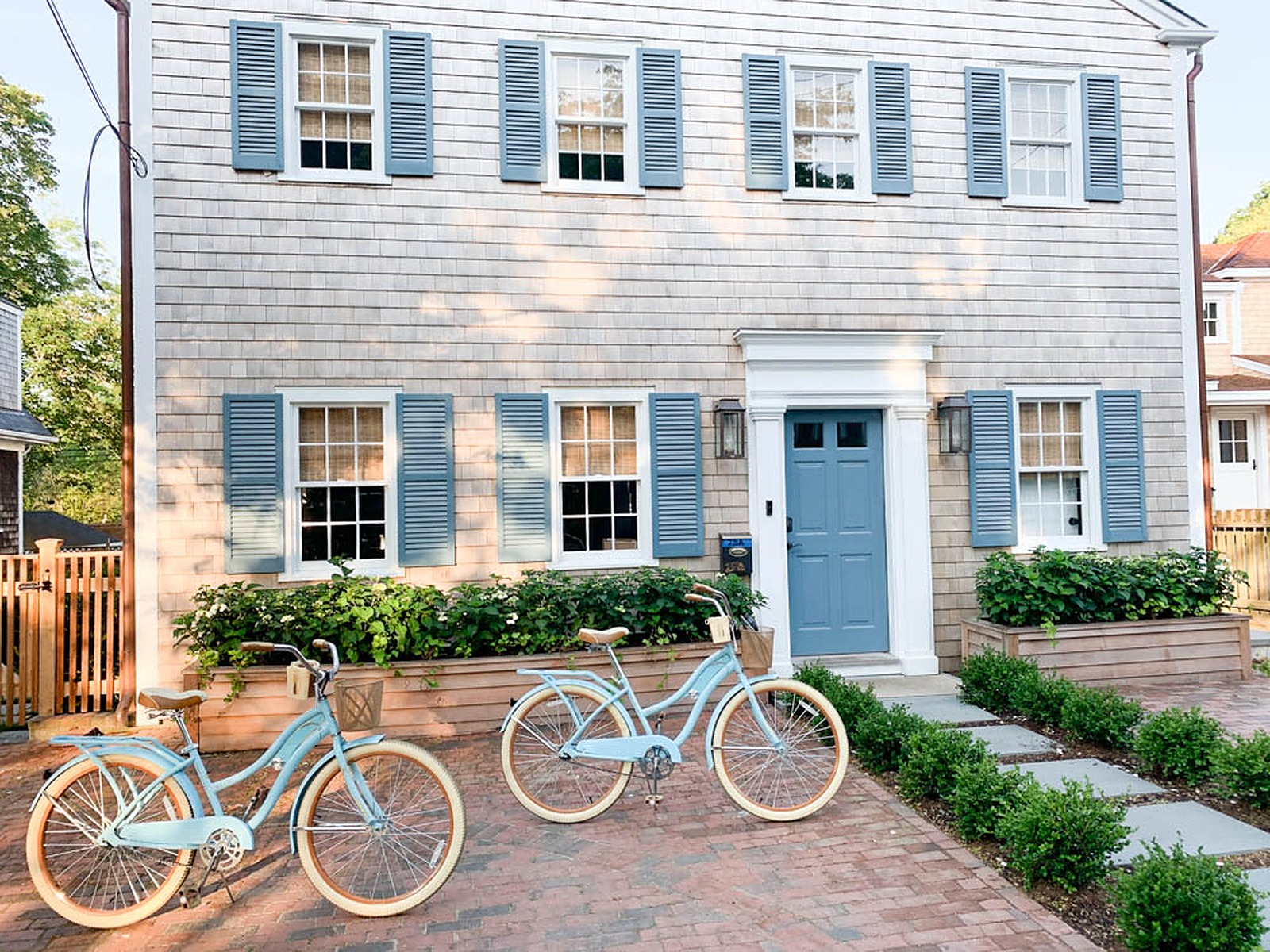 Pine Place - Image 2